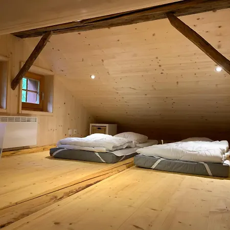 木屋 Chalet En Station De Ski, Avec Vue, Au Calme *